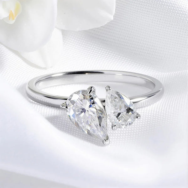 Double pear-shaped stone ring